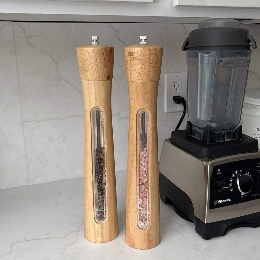 Solid Wood Peppercorn & Salt grinder set